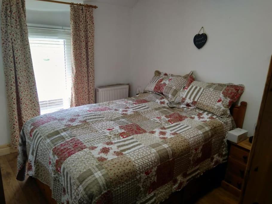 Welsh Miners Cottage Four Bedroom House Treherbert Extérieur photo